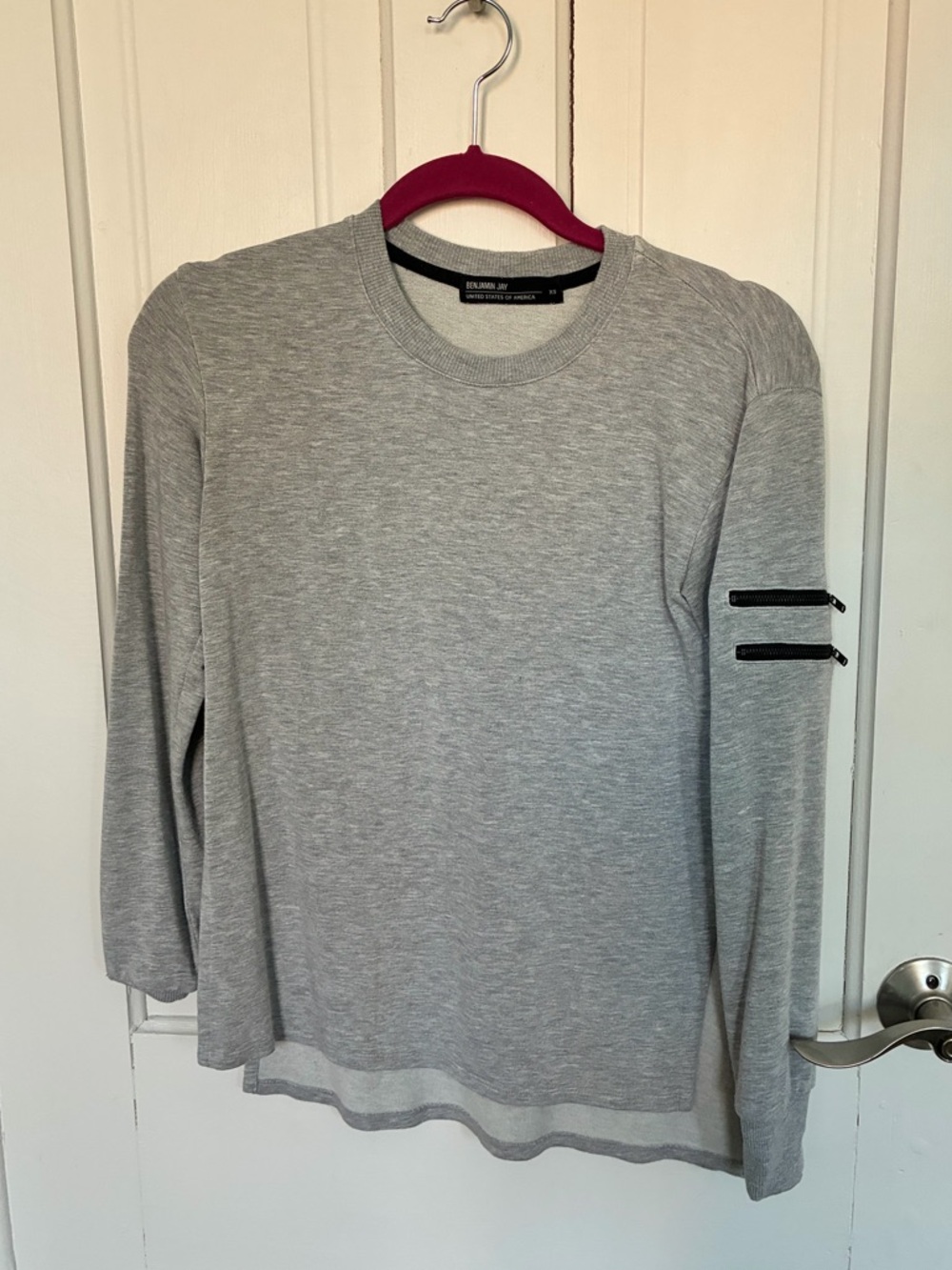 BENJAMIN JAY | side slit sweatshirt